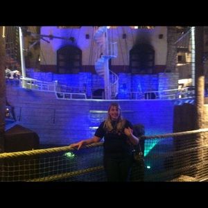 Meet your Posher, Megan